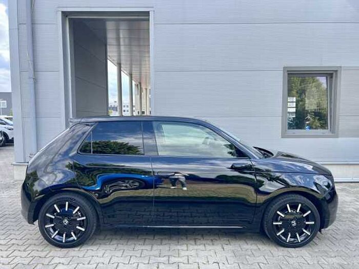 Honda Honda e Advance 17