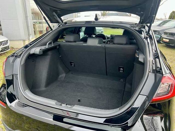 Honda Civic e:HEV 2.0 i-MMD Hybrid Sport